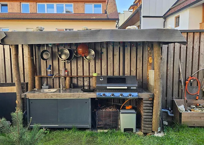 Slovan * שקופיה-לוקה